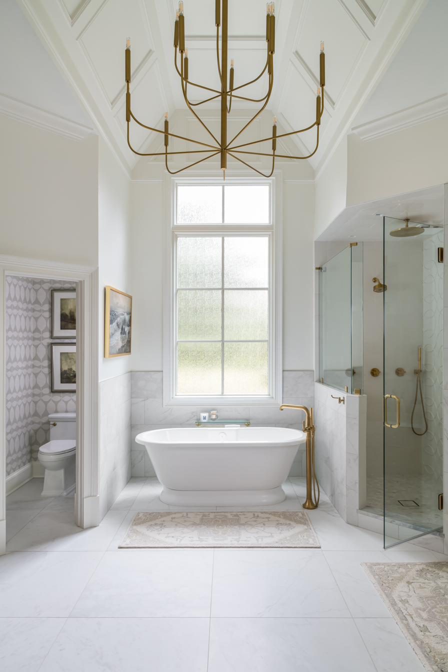 Featured project — chandelier and soaking tub