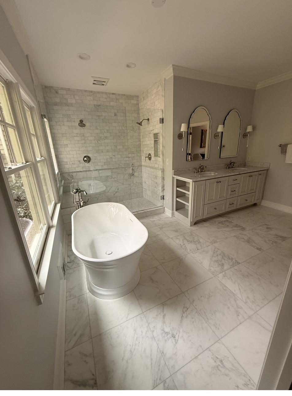 Renora — refined bathroom interior